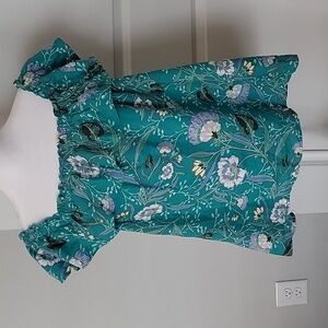 Loft EUC Medium On or Off Shoulder  Floral Print Top with Ruffled Neck